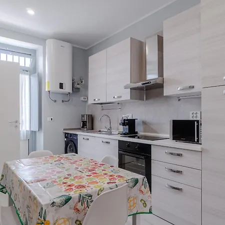 Apartamento Guesthost - Modern Retreat In