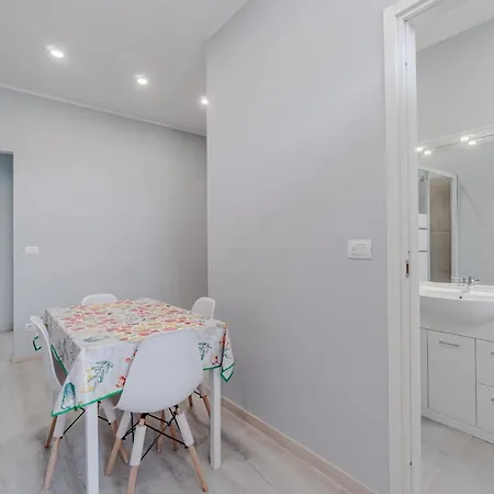 Apartamento Guesthost - Modern Retreat In