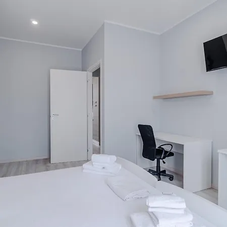 Guesthost - Modern Retreat In *